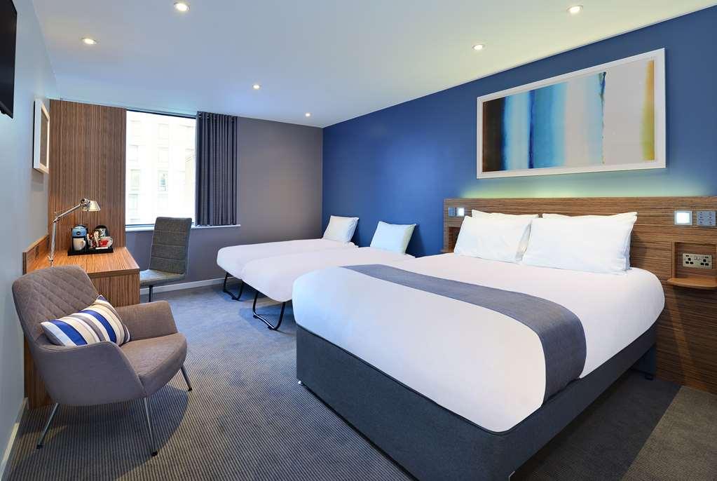 Mercure London Gatwick Airport Horley Amenities photo