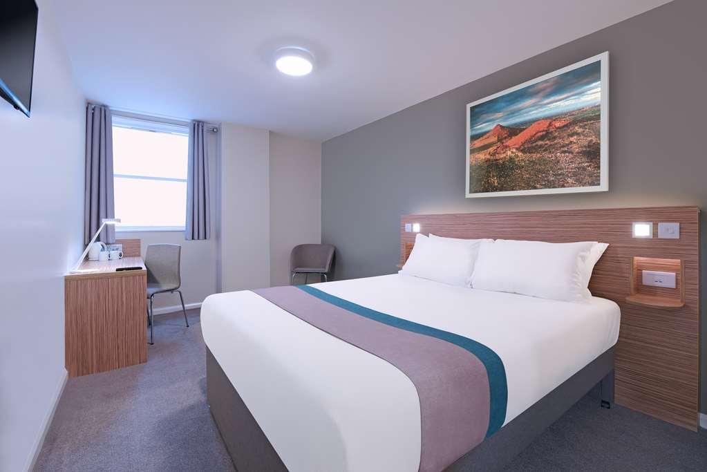Mercure London Gatwick Airport Horley Room photo